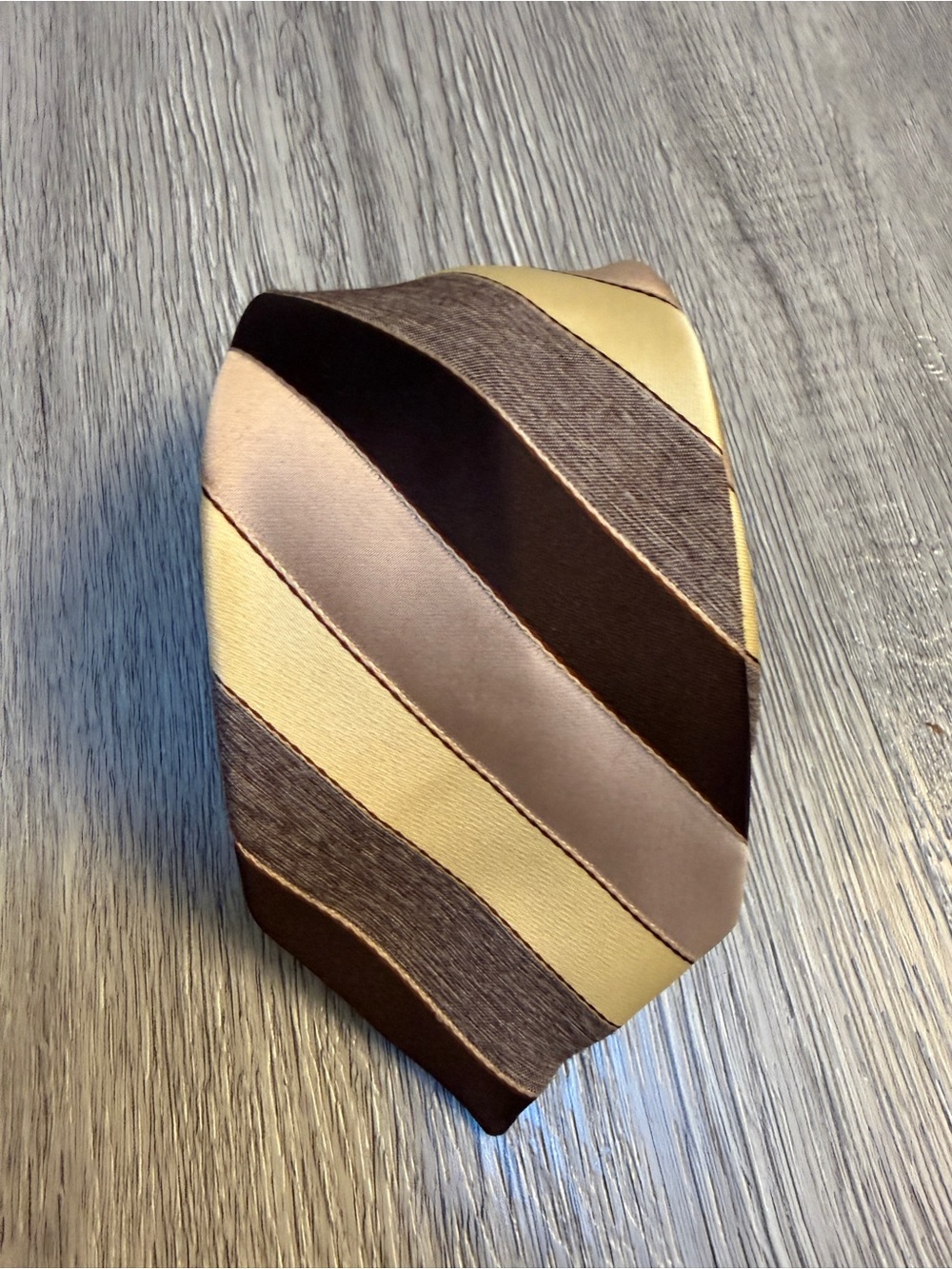 Vintage Don Loper Beverly Hills 100% Polyester Necktie Multicolor Made in USA UC